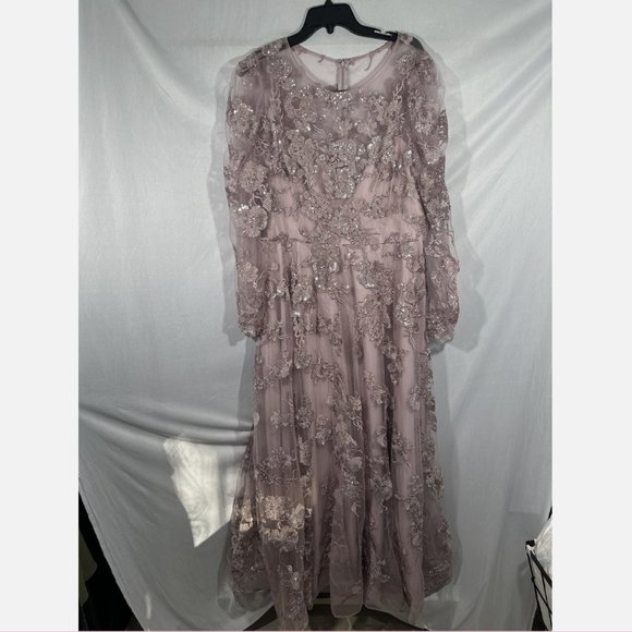 NWT $598 Mac Duggal [ 20 ] Embroidered Illusion High Neck A Line Gown Lilac Mauv - Picture 3 of 15
